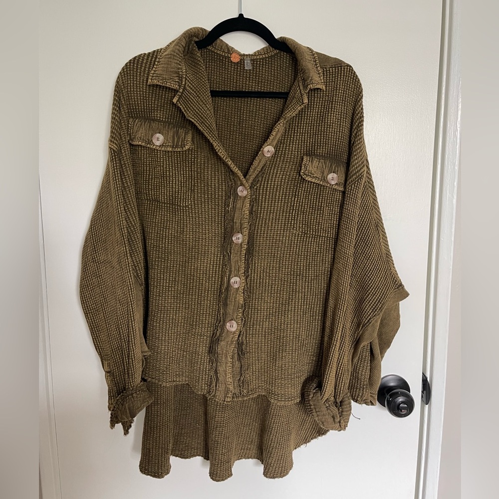 Free people button up shirt. Size medium.